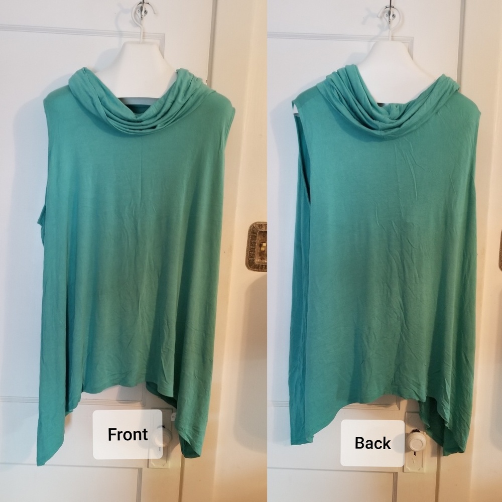 Sleeveless Cowl Neck Sharkbite Tunic 3X (30-32)